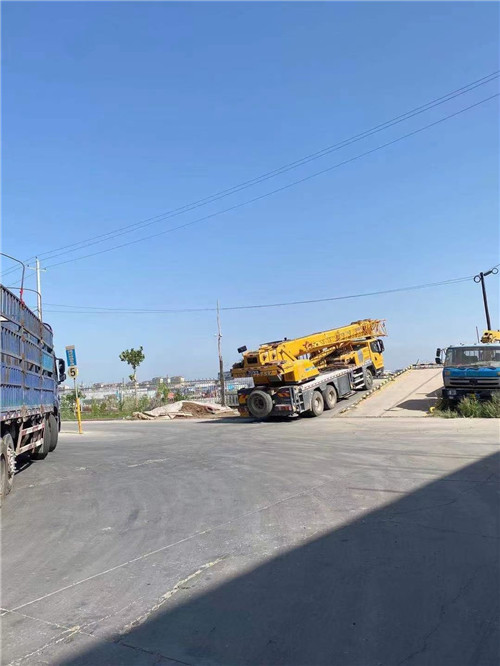 元宝区25吨吊车的租赁价格大概是多少？